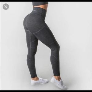 Alphalete Revival Women’s leggings